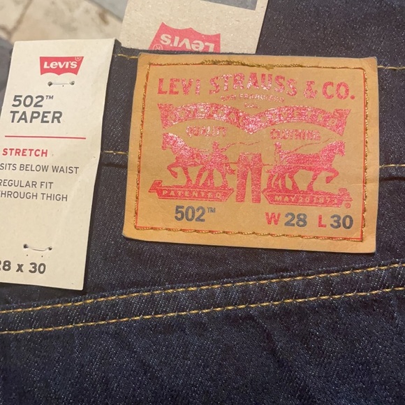 NWT 💙🖤Levi’s 502 Taper Jeans🖤💙 - Picture 6 of 7